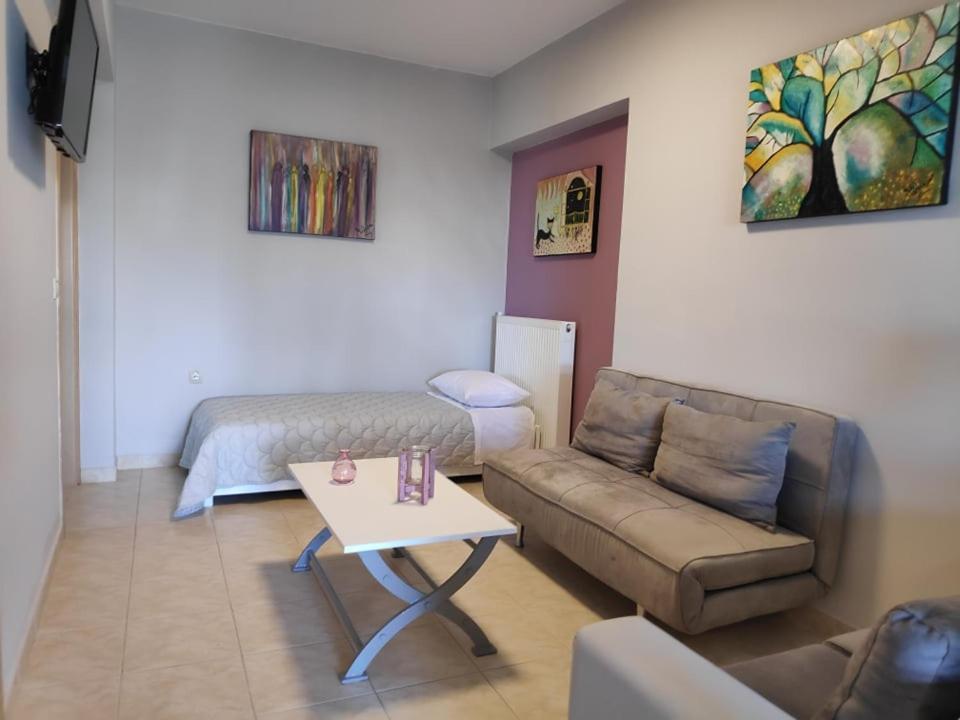 Xenia'S Countryside Guesthouse Agia Marina Екстериор снимка